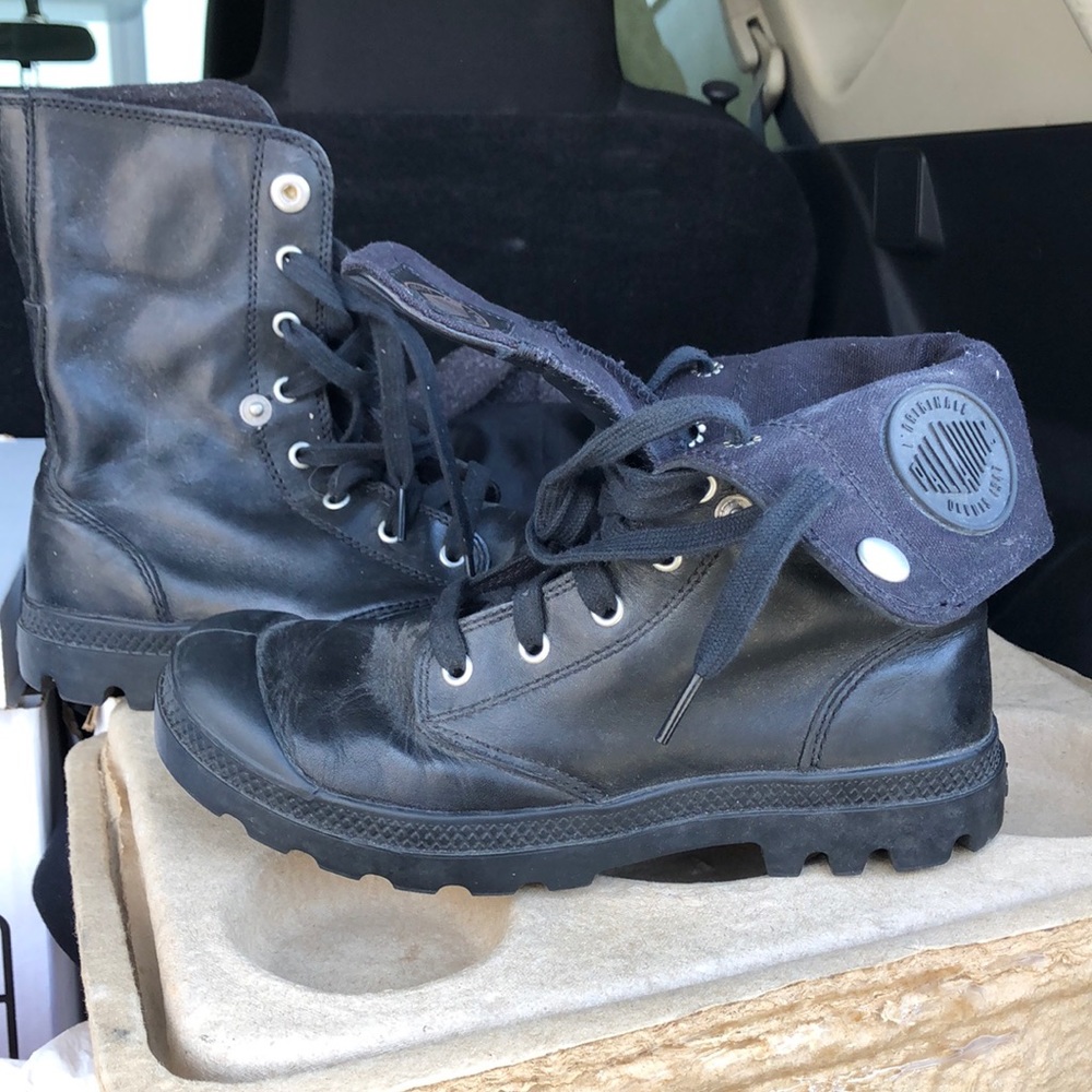 COPY - Palladium boots - women’s 7.5